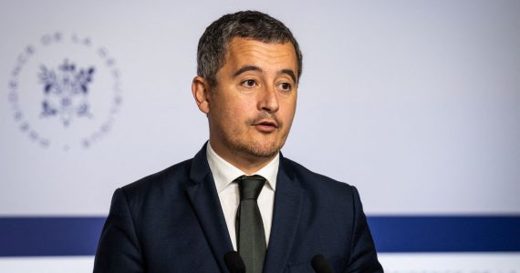 Immigration : la majorité veut rétablir la "double peine" pour les étrangers condamnés