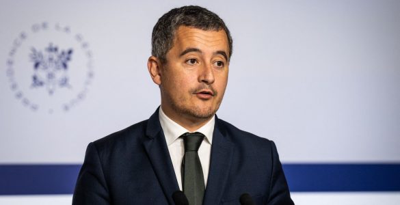 Immigration : la majorité veut rétablir la "double peine" pour les étrangers condamnés