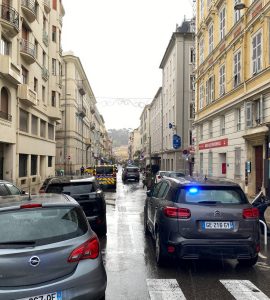 Un homme armé, suspecté d'avoir tué deux SDF, interpellé près du marché de Noël à Nice