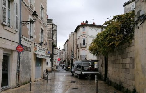 La Rochelle : un skinhead antiraciste condamné pour un coup de couteau