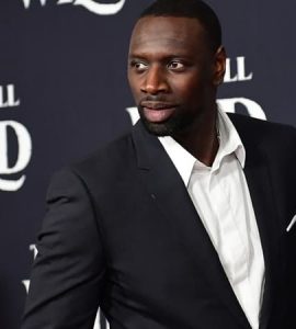 "Quand c’est en Afrique vous êtes moins atteints?": Omar Sy interpelle les Français sur leur perception des guerres