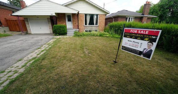 Le Canada interdit aux étrangers d’acheter des logements pendant deux ans