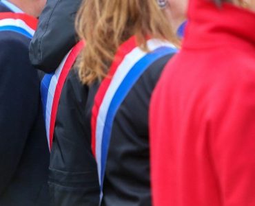 Les agressions de maires en hausse de 15% en 2022, selon l'Association des maires de France