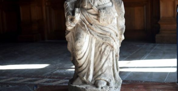 Toulouse : l'incroyable découverte d'une statue du XVI ème siècle dans une pile de pont de L'Hôtel-Dieu