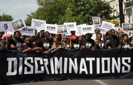 Racisme : 91% des personnes noires ont le sentiment d'être victimes de discrimination