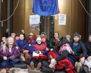 Norvège: Greta Thunberg et des militants samis protestent contre des éoliennes «illégales»