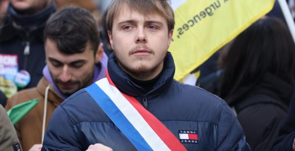 Une enquête ouverte après la divulgation de données et des déplacements privés du député LFI Louis Boyard
