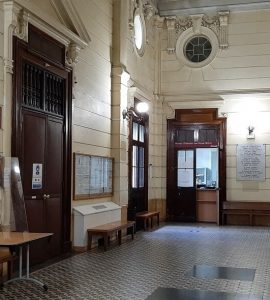 Chambourcy : il frappait sa fille à coups de ceinture parce qu'elle parlait à des garçons