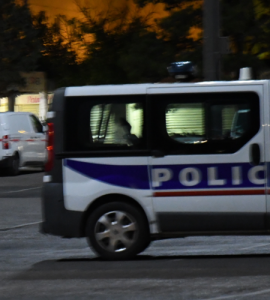 Montpellier : surpris au volant d'une voiture volée, il fonce sur le propriétaire et deux de ses amis