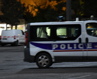 Montpellier : surpris au volant d'une voiture volée, il fonce sur le propriétaire et deux de ses amis