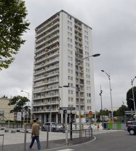Une fillette de 11 ans violée par une bande d’adolescents dans des tours de Sarcelles