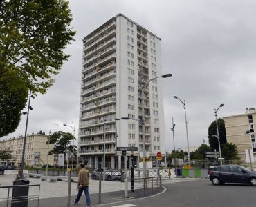 Une fillette de 11 ans violée par une bande d’adolescents dans des tours de Sarcelles