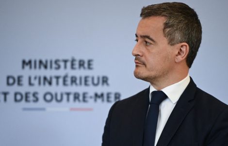 Projet de loi immigration : Gérald Darmanin se déclare "favorable" à des "restrictions" du regroupement familial