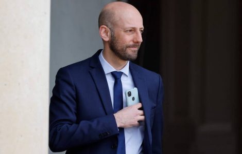 TikTok, Twitter et Candy Crush bannis des téléphones professionnels des fonctionnaires français