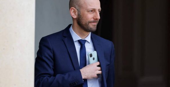 TikTok, Twitter et Candy Crush bannis des téléphones professionnels des fonctionnaires français