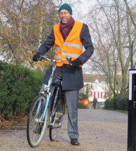 Hauts-de-Seine : agressé sur la coulée verte, le porte-voix des cyclistes appelle à occuper l’espace public