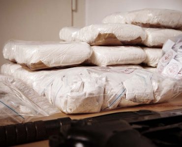 Trafic de cocaïne international : un douanier de Roissy interpellé dans un coup de filet