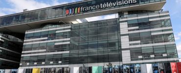 Après la BBC, Twitter ajoute une mention "financement public" sur les comptes de France Télévisions et Radio France