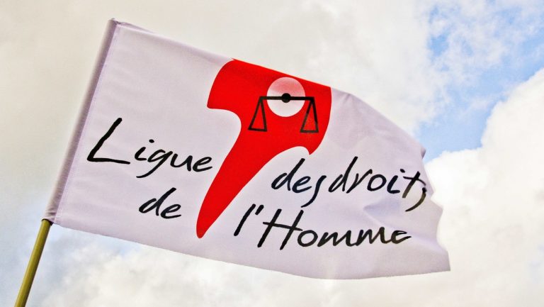 La Commission nationale consultative des droits de l’homme (CNCDH) se