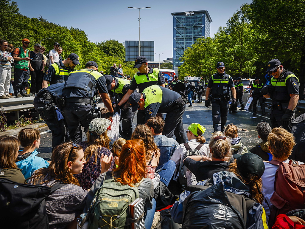 PaysBas manifestation du mouvement écologiste Extinction Rebellion