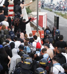 Ajaccio-OM: de nouveaux incidents en tribune, des cris de singe et des chants racistes entendus