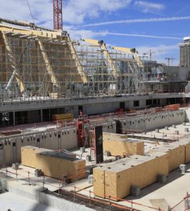 Des ouvriers sans papier des chantiers des JO 2024 assignent des entreprises aux prud'hommes