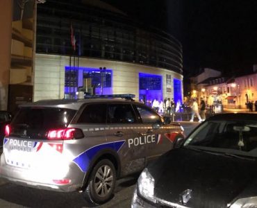 Chambéry : un homme reçoit un coup de marteau à la tête en marge d'un défilé de l'ultradroite