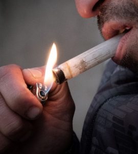 Drogues : la consommation du crack s'étend désormais aux villes moyennes et aux zones rurales