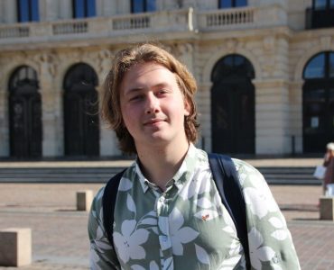 En un an, ce lycéen ukrainien apprend le français et obtient le bac avec mention !