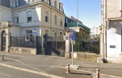 Charleville-Mézières : Un homme armé d'un couteau neutralisé par balle dans le commissariat