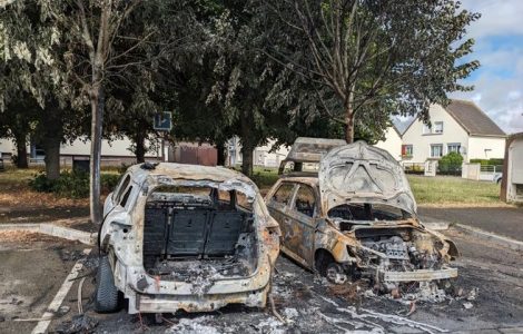 Violences urbaines : la voiture du maire de Lucé incendiée