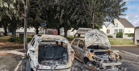 Violences urbaines : la voiture du maire de Lucé incendiée