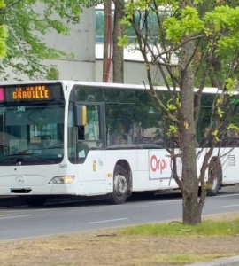 Près du Havre, il appelle son grand frère pour en découdre avec les contrôleurs du bus