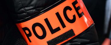 INFO ACTU17. Un policier touché par une balle de 9mm et sauvé par son gilet pare-balles à Nîmes