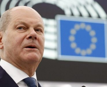 Immigration : les contrôles aux frontières intérieures de l’UE sont « indispensables », selon Olaf Scholz