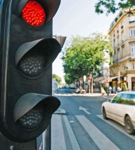 Colombes : un piéton passé à tabac par un automobiliste et son passager… pour un feu rouge