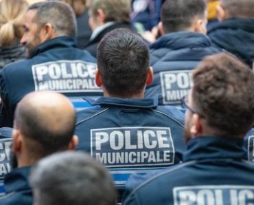 Émeutes : la prochaine fois, «je regarderai faire», à Marseille la lassitude des policiers