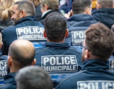 Émeutes : la prochaine fois, «je regarderai faire», à Marseille la lassitude des policiers