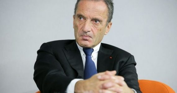 "La destruction d’EDF, drame absolu, a été structurée, voulue et obtenue" : les vérités d'Henri Proglio sur le nucléaire