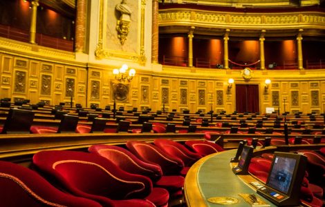 Loi immigration : après les sénatoriales, un accord est proche d'être trouvé sur les métiers en tension