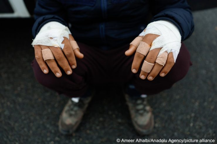 Près de Calais, une rixe implique une centaine de migrants