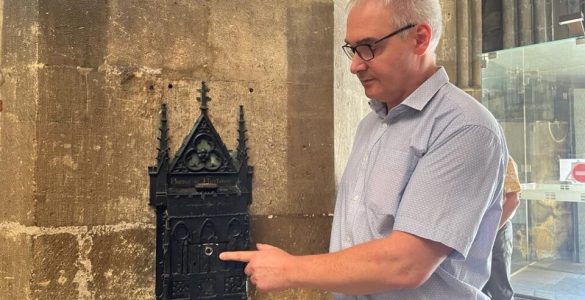 Metz. Il dégrade la cathédrale et menace des riverains avec une meuleuse : un témoin raconte