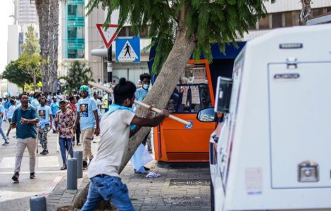 Violences à Tel Aviv : des émeutes impliquant des réfugiés érythréens font des centaines de blessés
