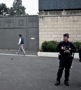 [Info VA] Sarcelles : un migrant sous OQTF interpellé pour avoir mimé une fusillade devant la grande synagogue