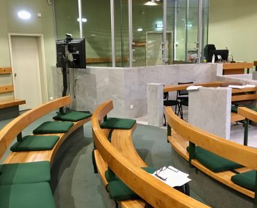 Tribunal de Meaux : « C’est dur d’être enfermé avec les assassins* de Samuel Paty ! »