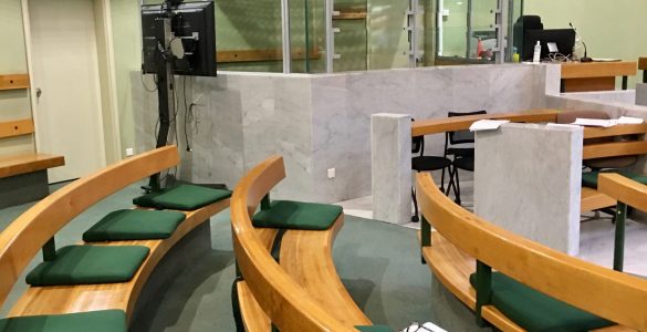 Tribunal de Meaux : « C’est dur d’être enfermé avec les assassins* de Samuel Paty ! »