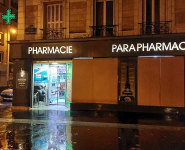 Série de cambriolages dans les commerces du XVe : deux jeunes condamnés pour un vol dans une pharmacie