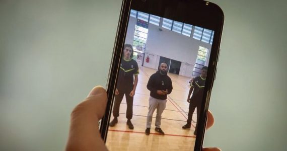 Le basket français confronté à une offensive pro-voile islamique