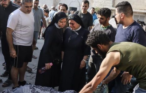 Guerre Israël-Hamas: les derniers chrétiens de Gaza victimes des bombardements israéliens