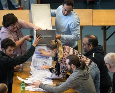 Suisse : la droite populiste largement en tête aux législatives